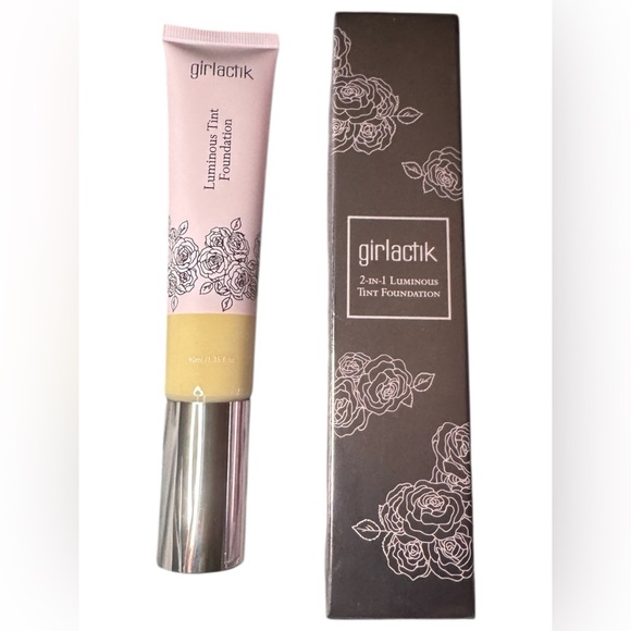 Girlactik New 2-in-1 Luminous Tint Foundation Shade- 
F2-Light 1.35 fl oz NIB - Picture 3 of 7